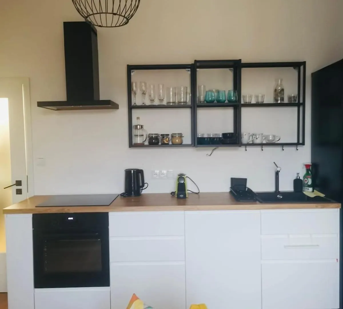 プラハModern Cosy Flat Near Vysehradアパートメント 0*, プラハ チェコ