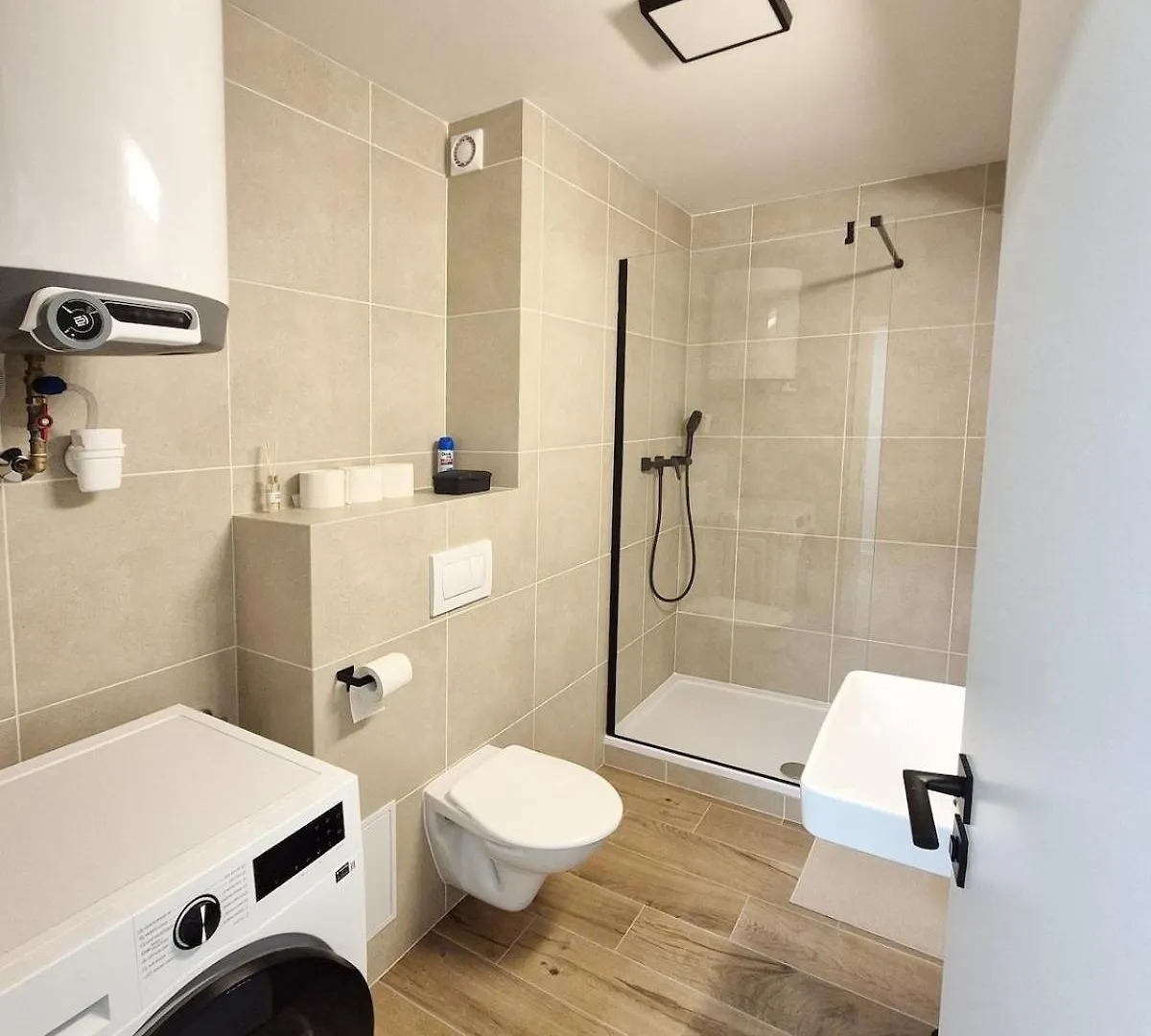 شقة Modern Cosy Flat Near Vysehrad براغ 0*,